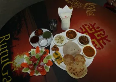 rutugandh spicy food